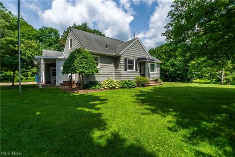 2748 Canton Road Uniontown OH 44685