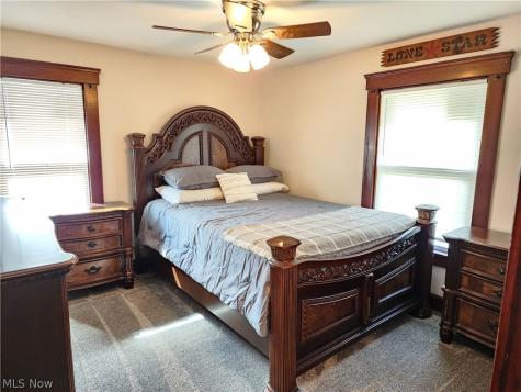 516 Bond Street Elyria OH 44035