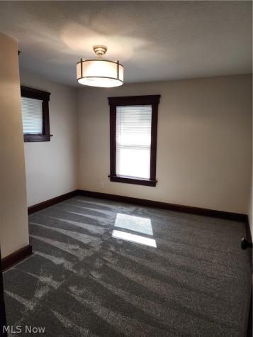 516 Bond Street Elyria OH 44035