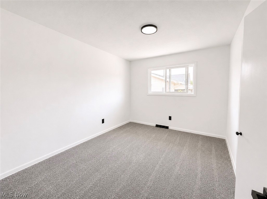 24071 Russell Avenue Euclid OH 44123