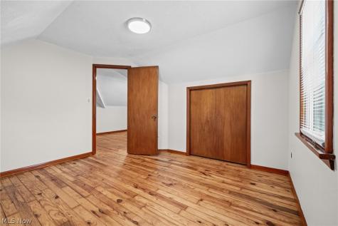 4757 Summer Lane Brooklyn OH 44144