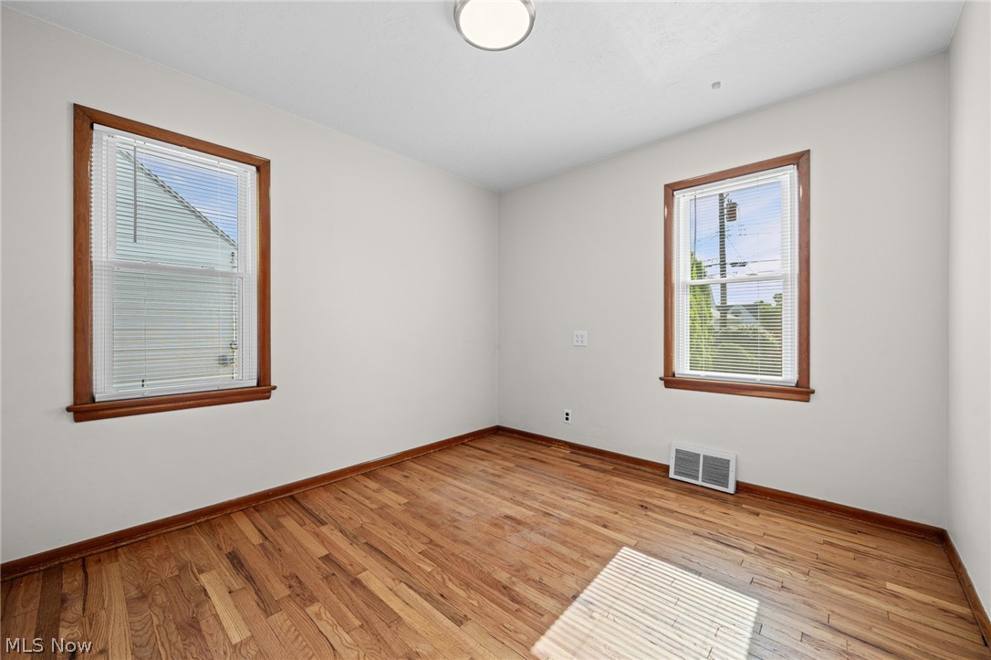 4757 Summer Lane Brooklyn OH 44144