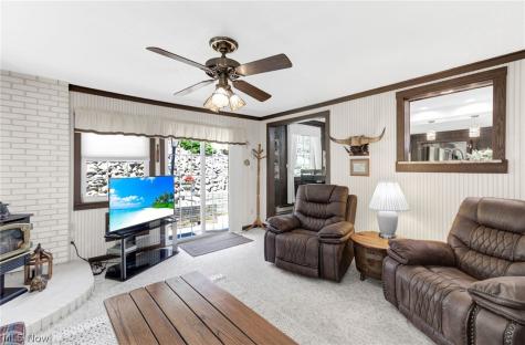 411 E Mohawk Drive Malvern OH 44644