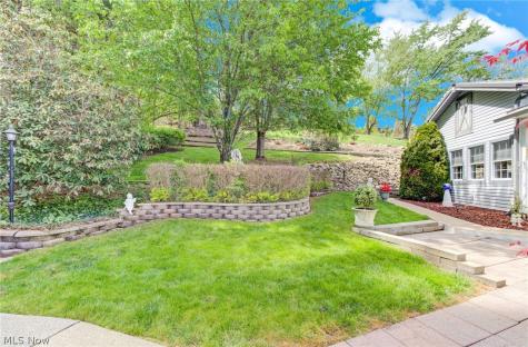 411 E Mohawk Drive Malvern OH 44644