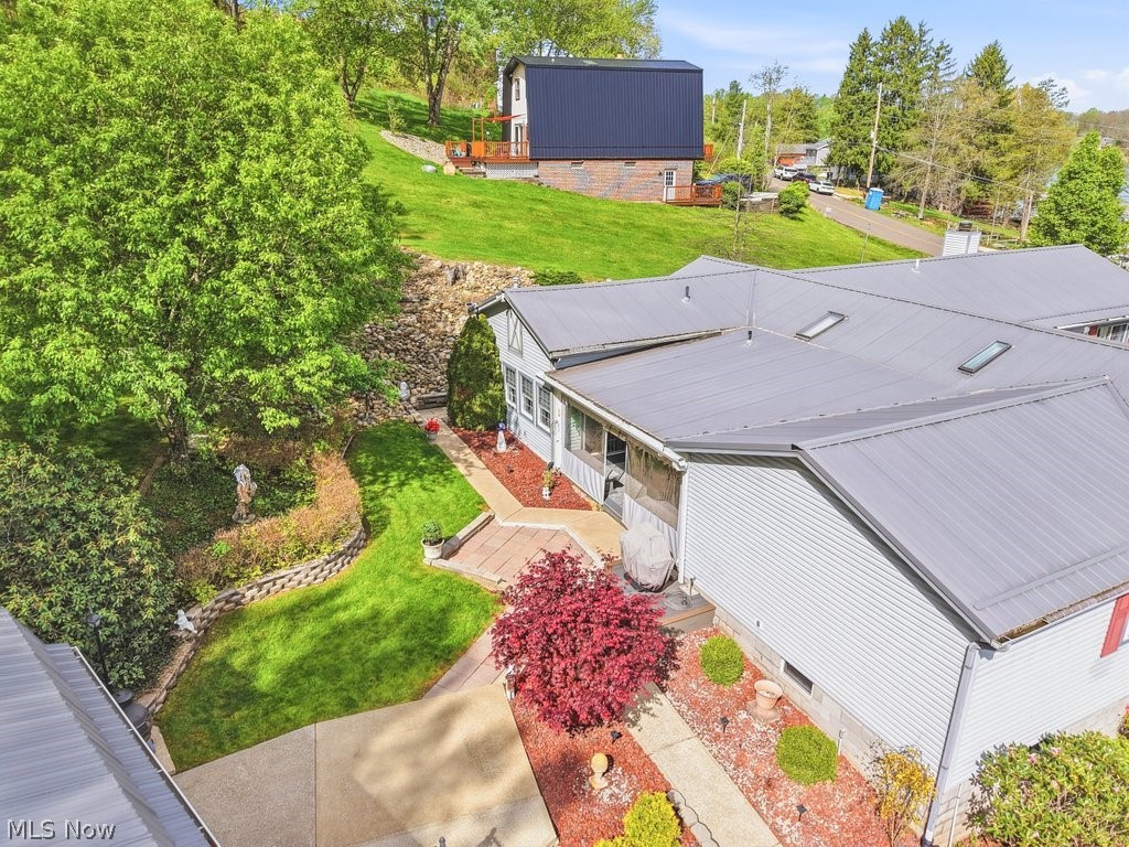 411 E Mohawk Drive Malvern OH 44644