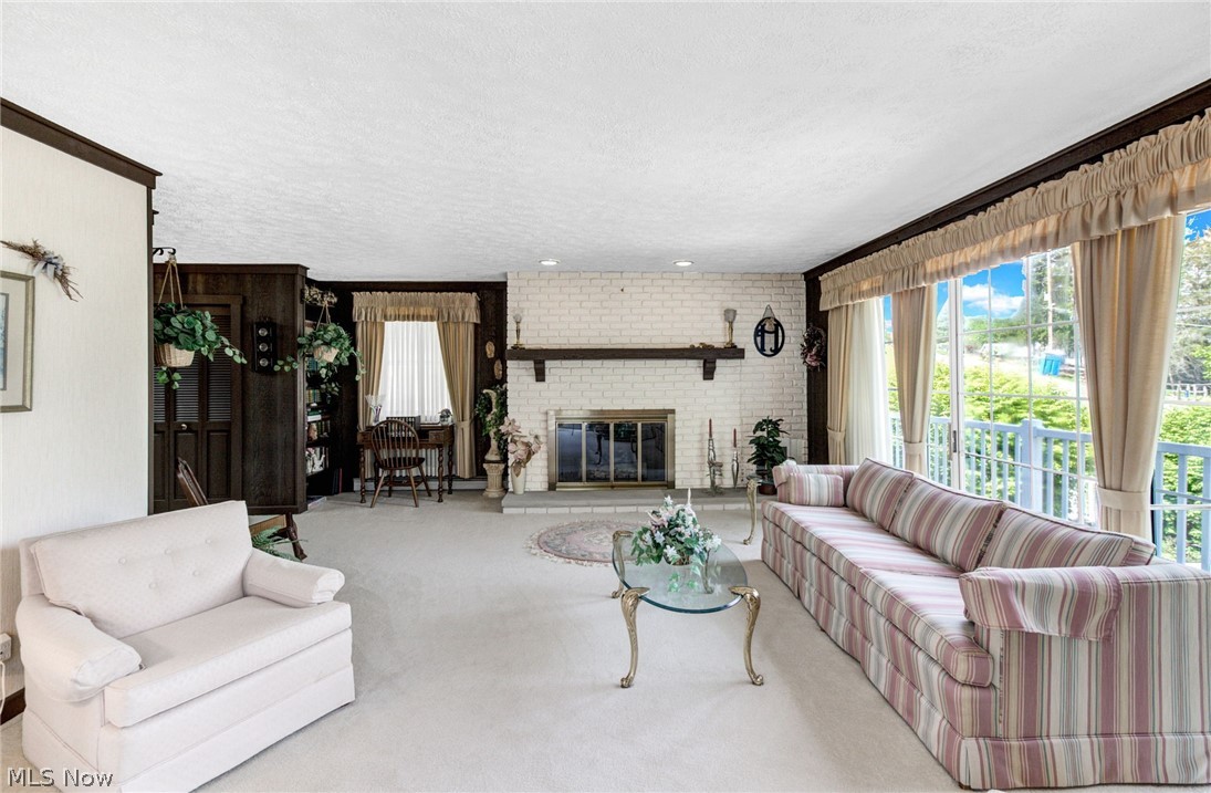 411 E Mohawk Drive Malvern OH 44644