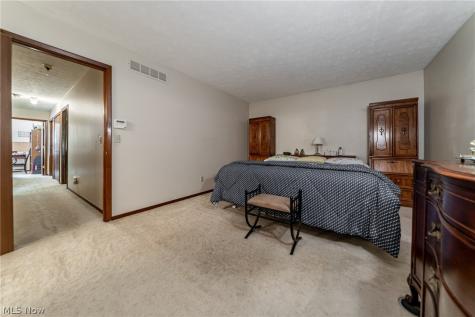 19717 Sagamore Road Walton Hills OH 44146