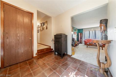 19717 Sagamore Road Walton Hills OH 44146