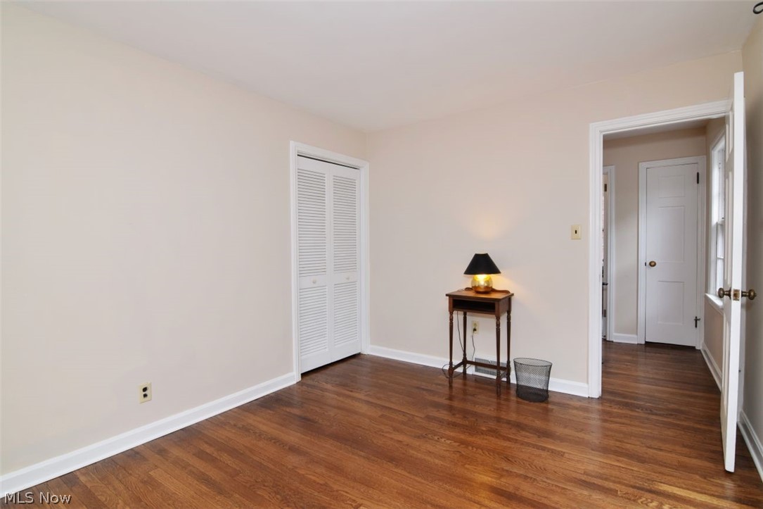 2448 Fenwick Road University Heights OH 44118