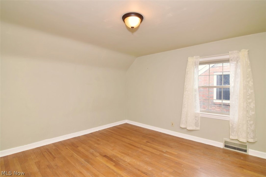 2448 Fenwick Road University Heights OH 44118