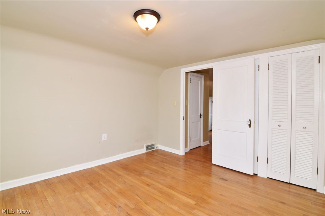 2448 Fenwick Road University Heights OH 44118