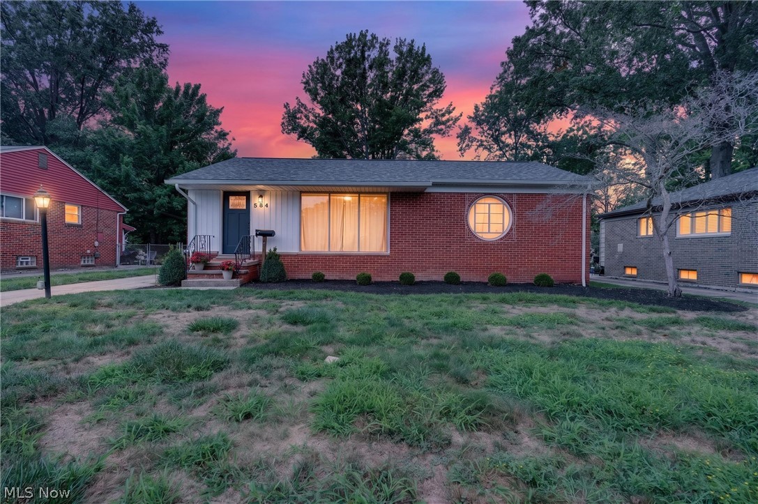 584 Bayfair Drive Bay Village OH 44140