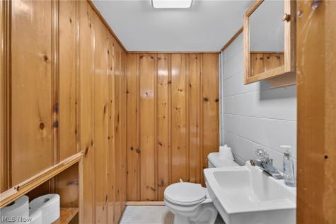 584 Bayfair Drive Bay Village OH 44140