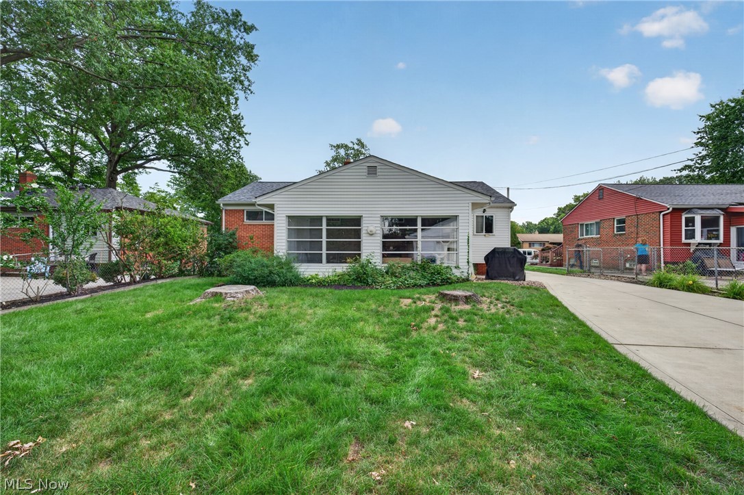 584 Bayfair Drive Bay Village OH 44140