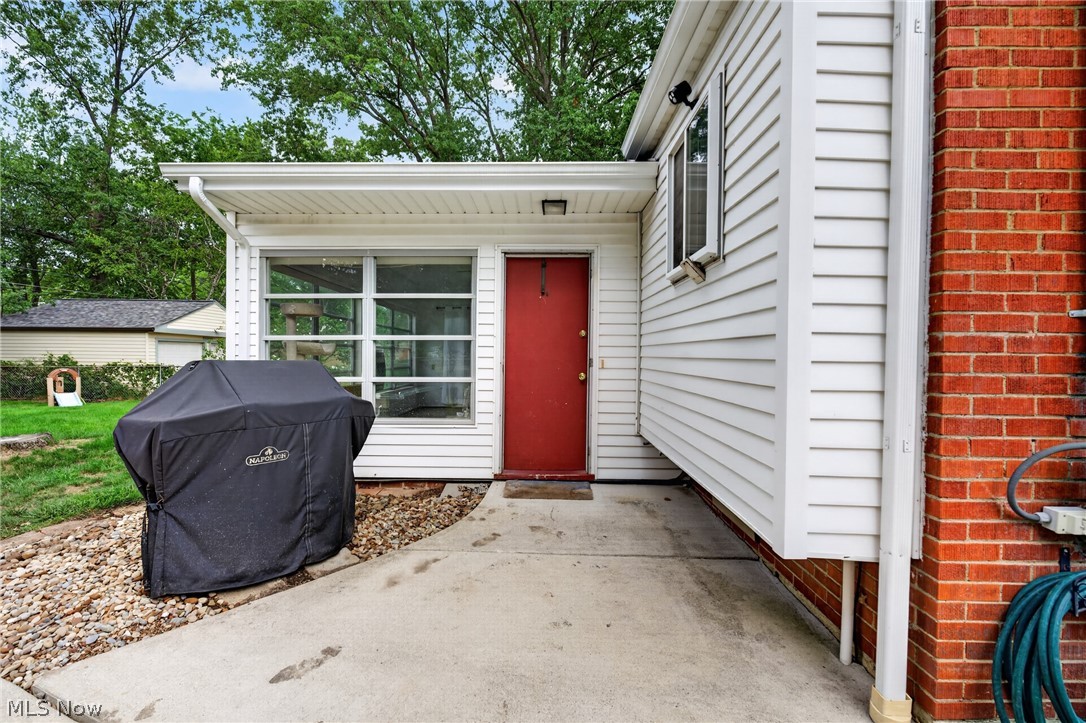 584 Bayfair Drive Bay Village OH 44140
