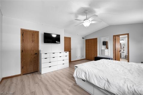 509 William Lagrange OH 44050