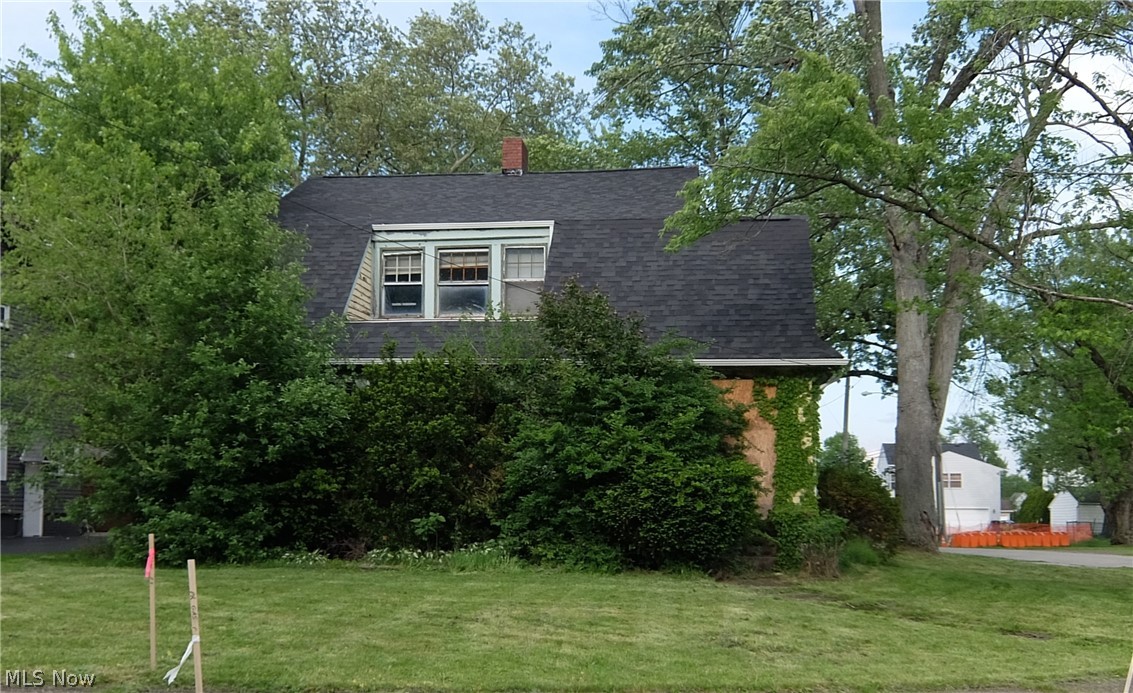 249 Central Parkway Avenue SE Warren OH 44483