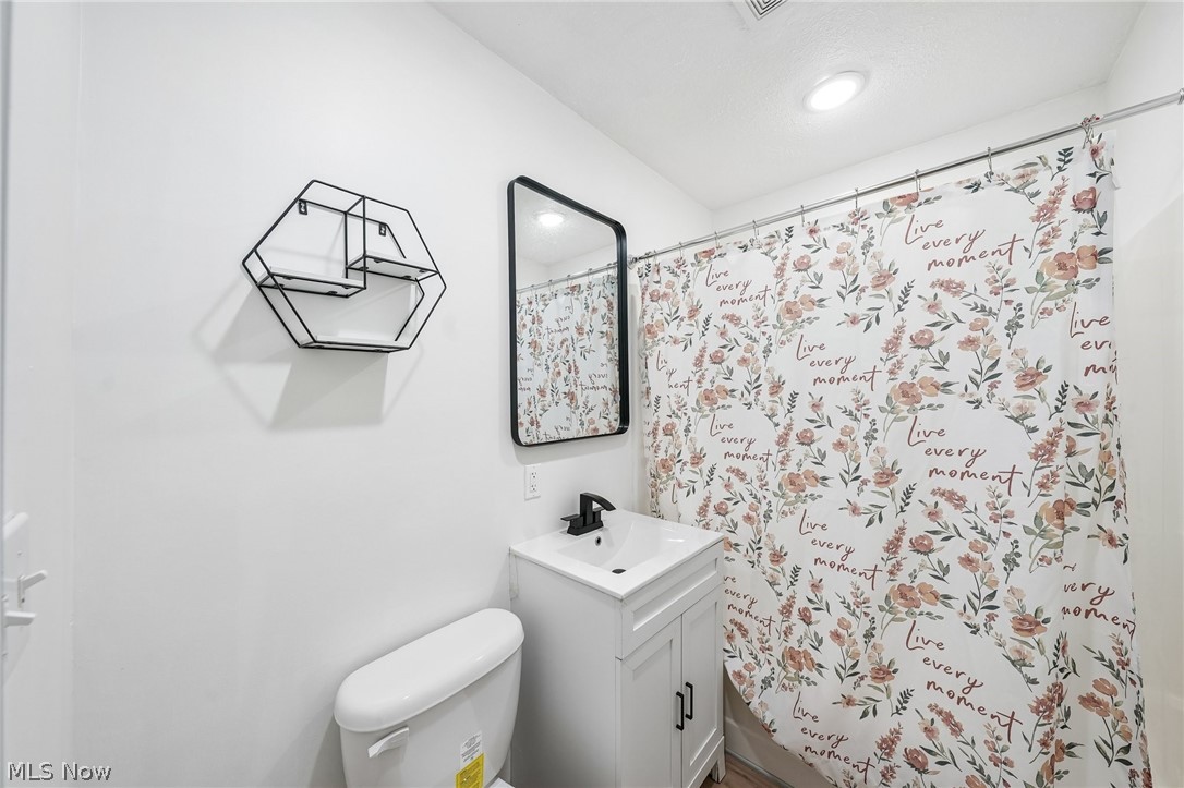 6068 Glasgow Street Madison OH 44057