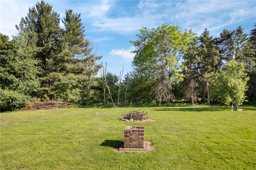 13095 Portage Street Doylestown OH 44230