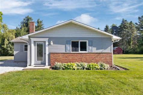 13095 Portage Street Doylestown OH 44230