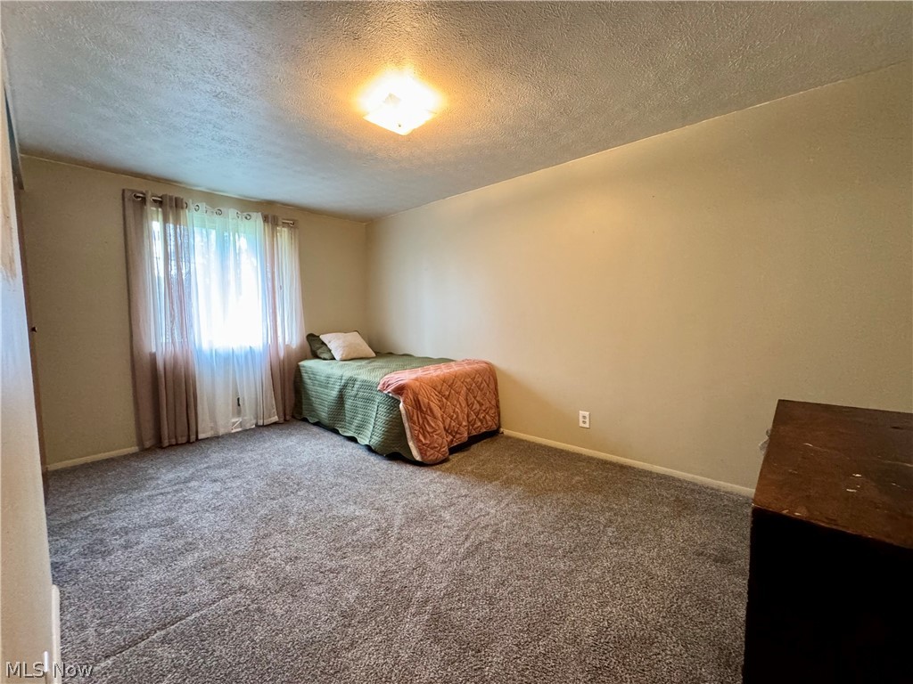 360 Trump Avenue NE East Canton OH 44730