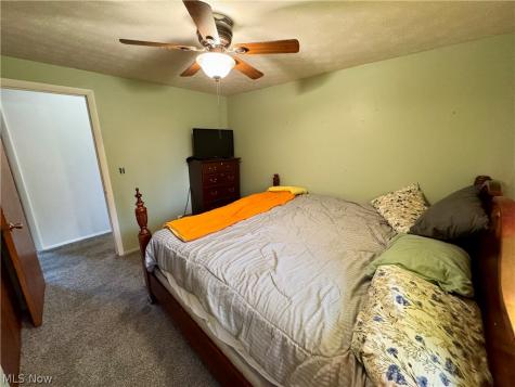 360 Trump Avenue NE East Canton OH 44730