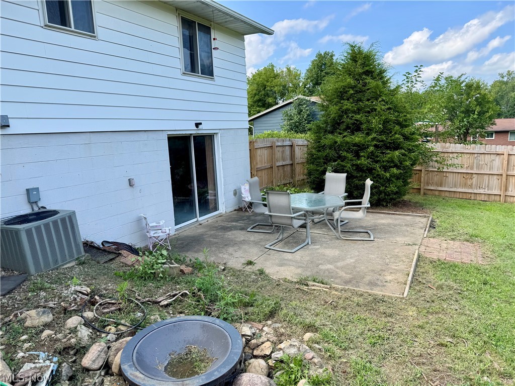 360 Trump Avenue NE East Canton OH 44730