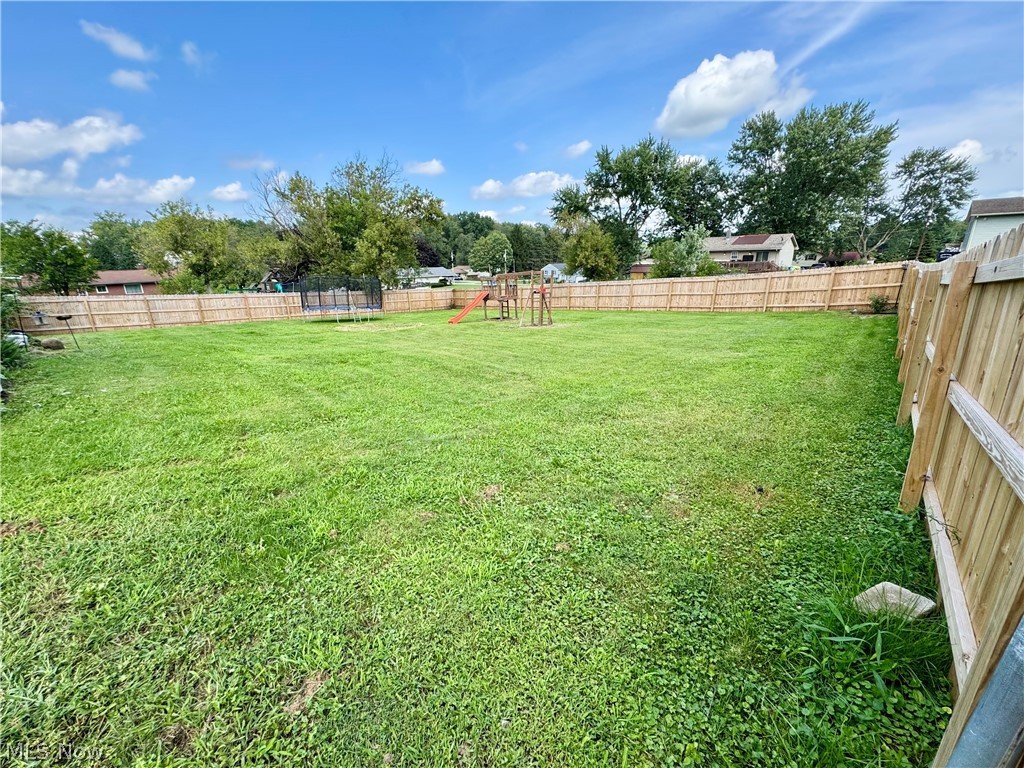 360 Trump Avenue NE East Canton OH 44730
