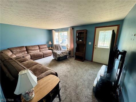 360 Trump Avenue NE East Canton OH 44730