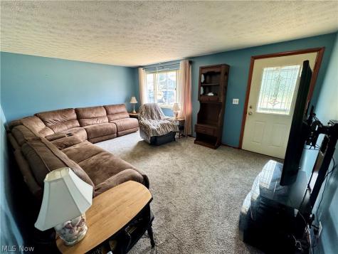 360 Trump Avenue NE East Canton OH 44730