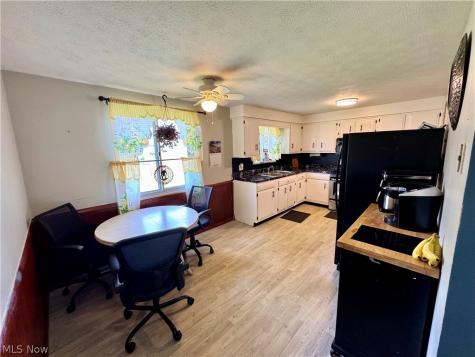 360 Trump Avenue NE East Canton OH 44730