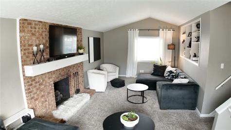 8407 Barton Drive Strongsville OH 44149