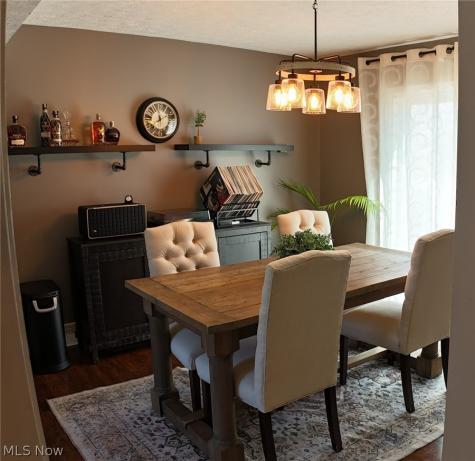 8407 Barton Drive Strongsville OH 44149