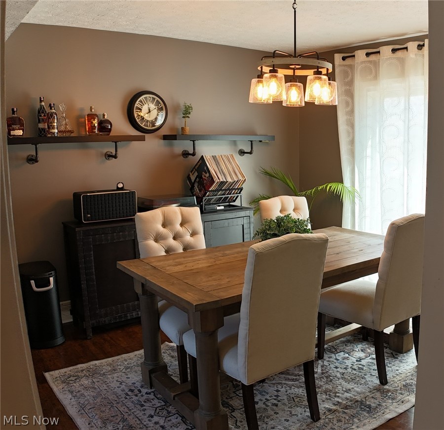 8407 Barton Drive Strongsville OH 44149