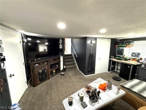 8407 Barton Drive Strongsville OH 44149