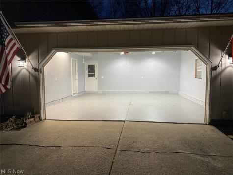 8407 Barton Drive Strongsville OH 44149