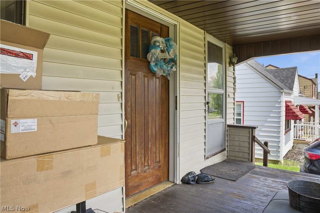 83 Como Street Struthers OH 44471