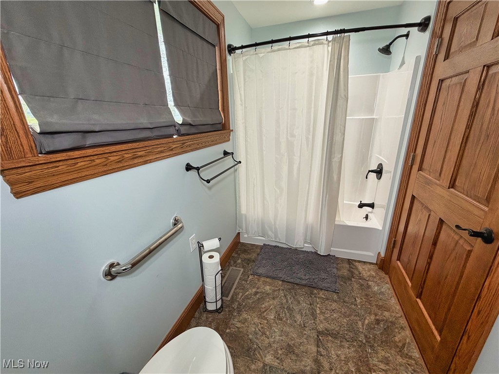 16971 Park Way East Liverpool OH 43920