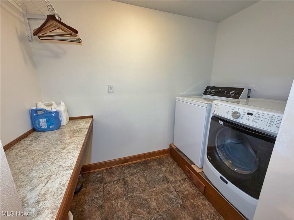 16971 Park Way East Liverpool OH 43920
