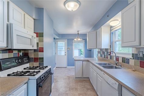 3666 Silsby Road University Heights OH 44118