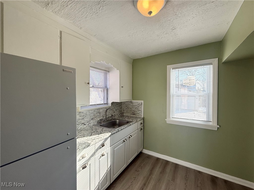 17404 Throckley Avenue Cleveland OH 44128