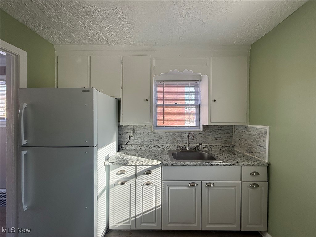 17404 Throckley Avenue Cleveland OH 44128
