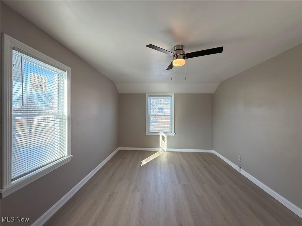 17404 Throckley Avenue Cleveland OH 44128