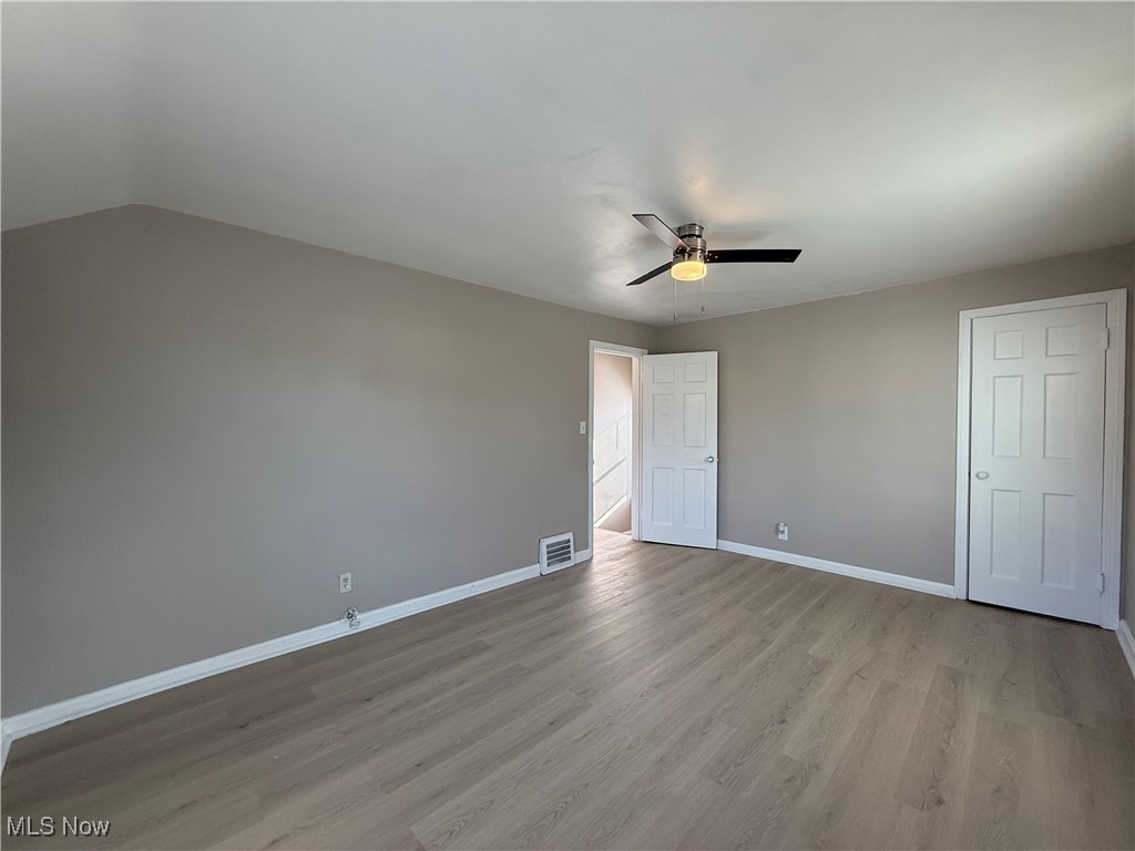 17404 Throckley Avenue Cleveland OH 44128