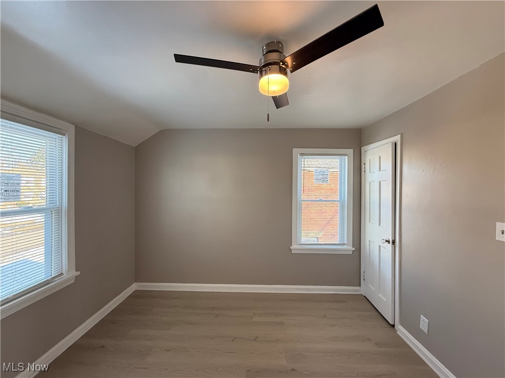 17404 Throckley Avenue Cleveland OH 44128