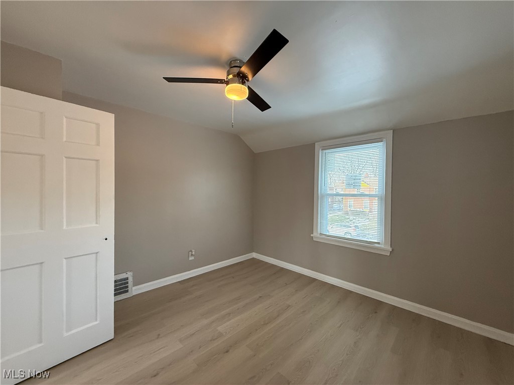 17404 Throckley Avenue Cleveland OH 44128