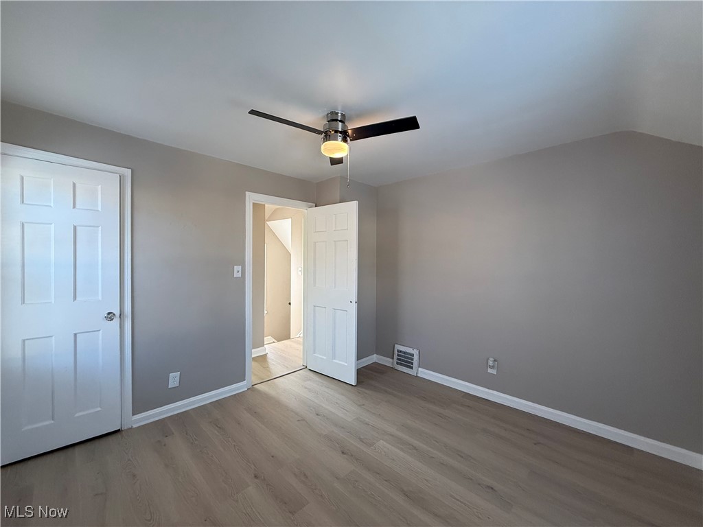 17404 Throckley Avenue Cleveland OH 44128