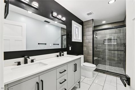 1828 W 57th Street Cleveland OH 44102
