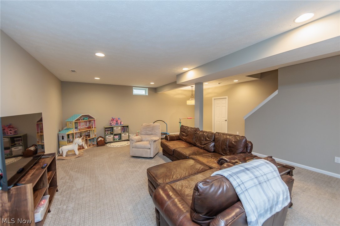 6736 Amber Way North Ridgeville OH 44039