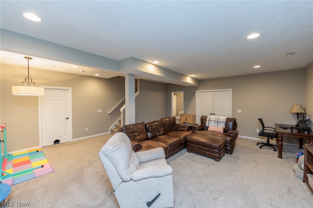 6736 Amber Way North Ridgeville OH 44039